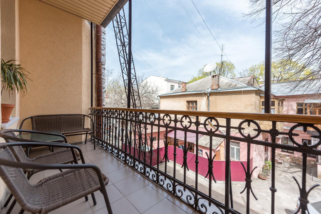 Studio Apartment In Center Of Odesa Εξωτερικό φωτογραφία